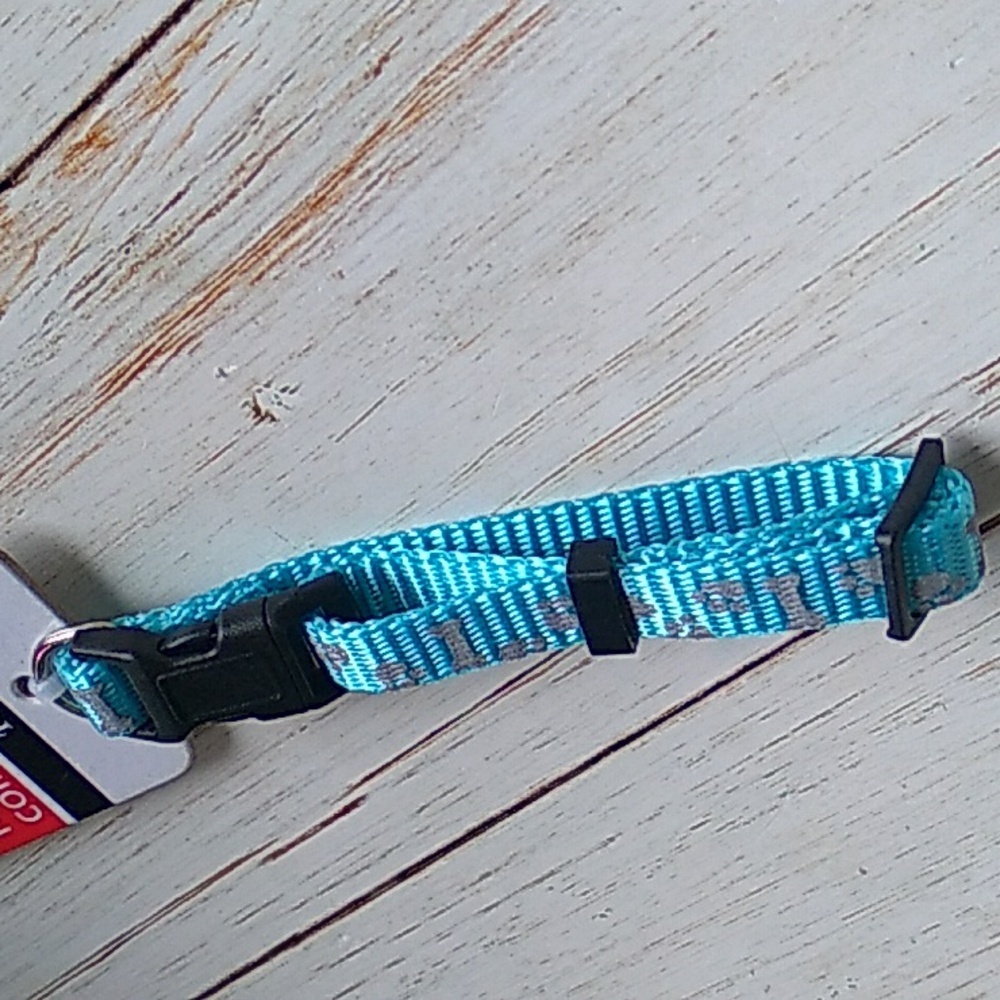 Reflective bone/pawprint Dog Collar